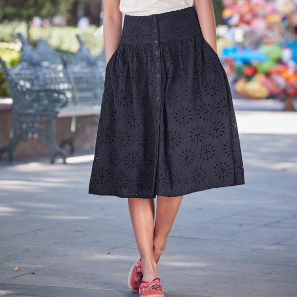 Sundance Dresses & Skirts - Sundance Roslin eyelet button down midi skirt